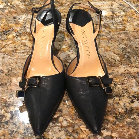 Louis Vuitton pump - Picture 1 of 5